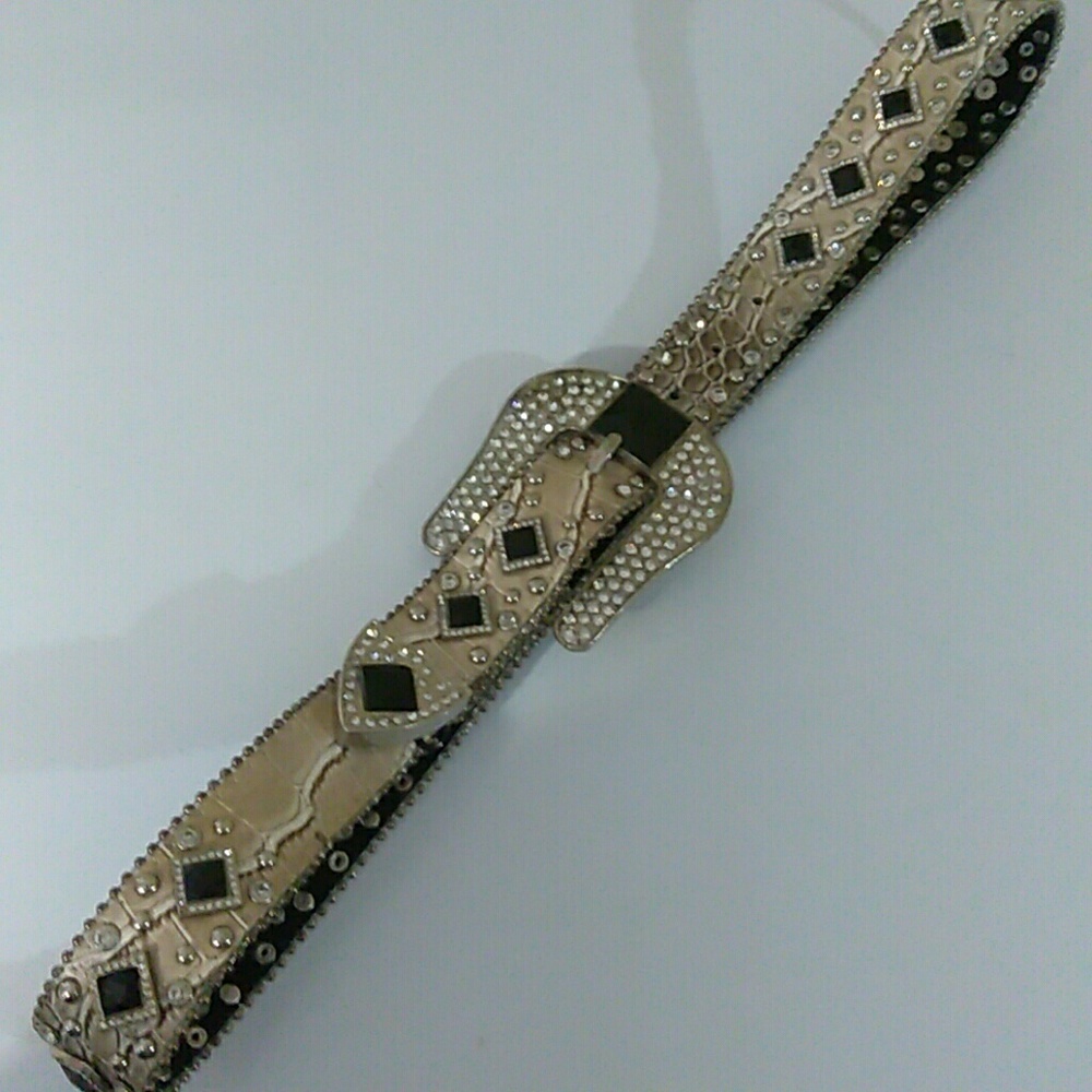 From Buckle by Nocona belt Co.